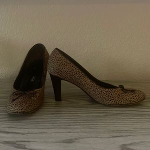 Freergano mid heels.